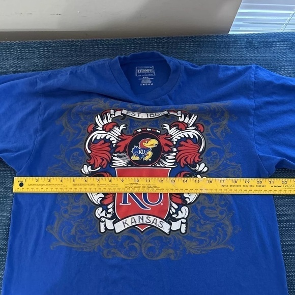 Kansas KU Men’s Medium Champs T Shirt - Picture 4 of 5